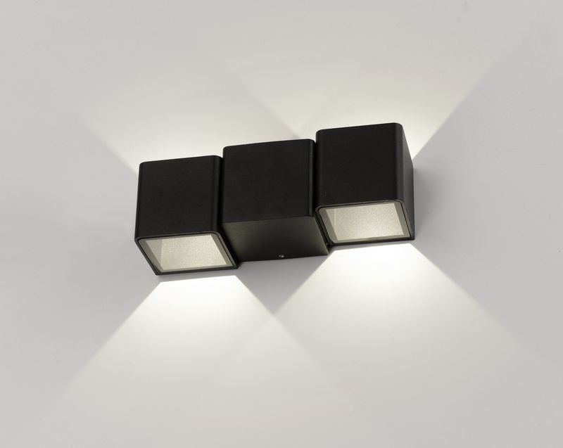 Настенный светильник Elektrostandard Techno 1694 LED Triton черный