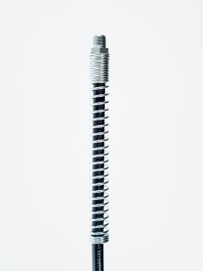 Шланг для смазки с защитной пружиной 450 мм  х 1/8" BSPT, 240 бар