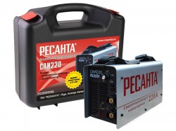 Сварочный аппарат «Ресанта» САИ-220 в кейсе Сварочный аппарат «Ресанта» САИ-220 в кейсе
